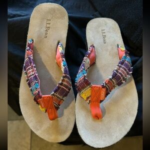 NEW L.L. Bean Women’s Tan/Multicolor Sandals Sz 6.